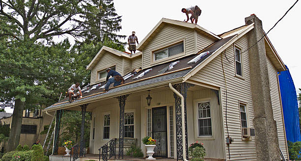 Best Affordable Roofing Company  in Clay Center, KS